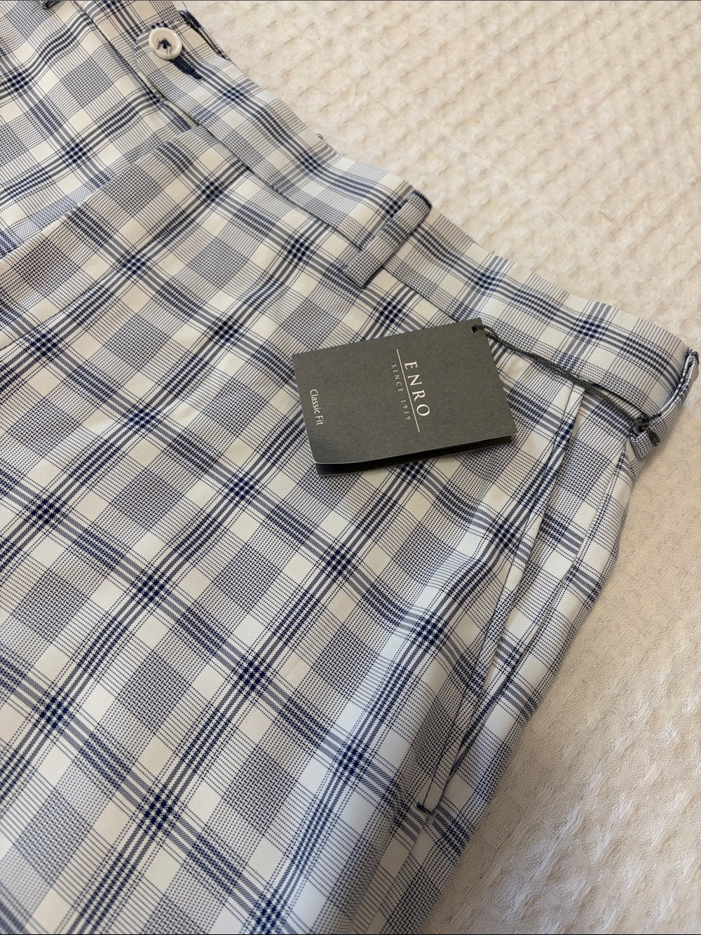 Blue & White Plaid Men’s Enro Golf Shorts New Size 40